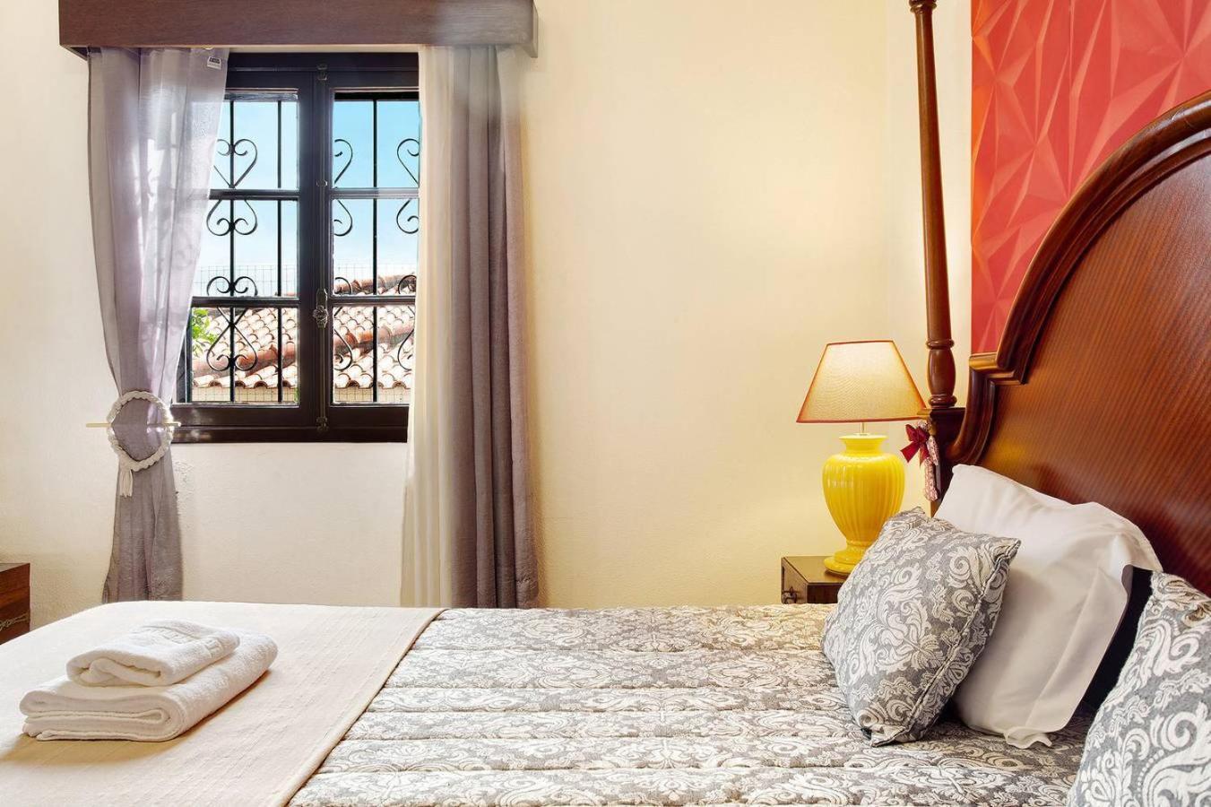 Suites Pinto Coelho Canico  Exterior photo