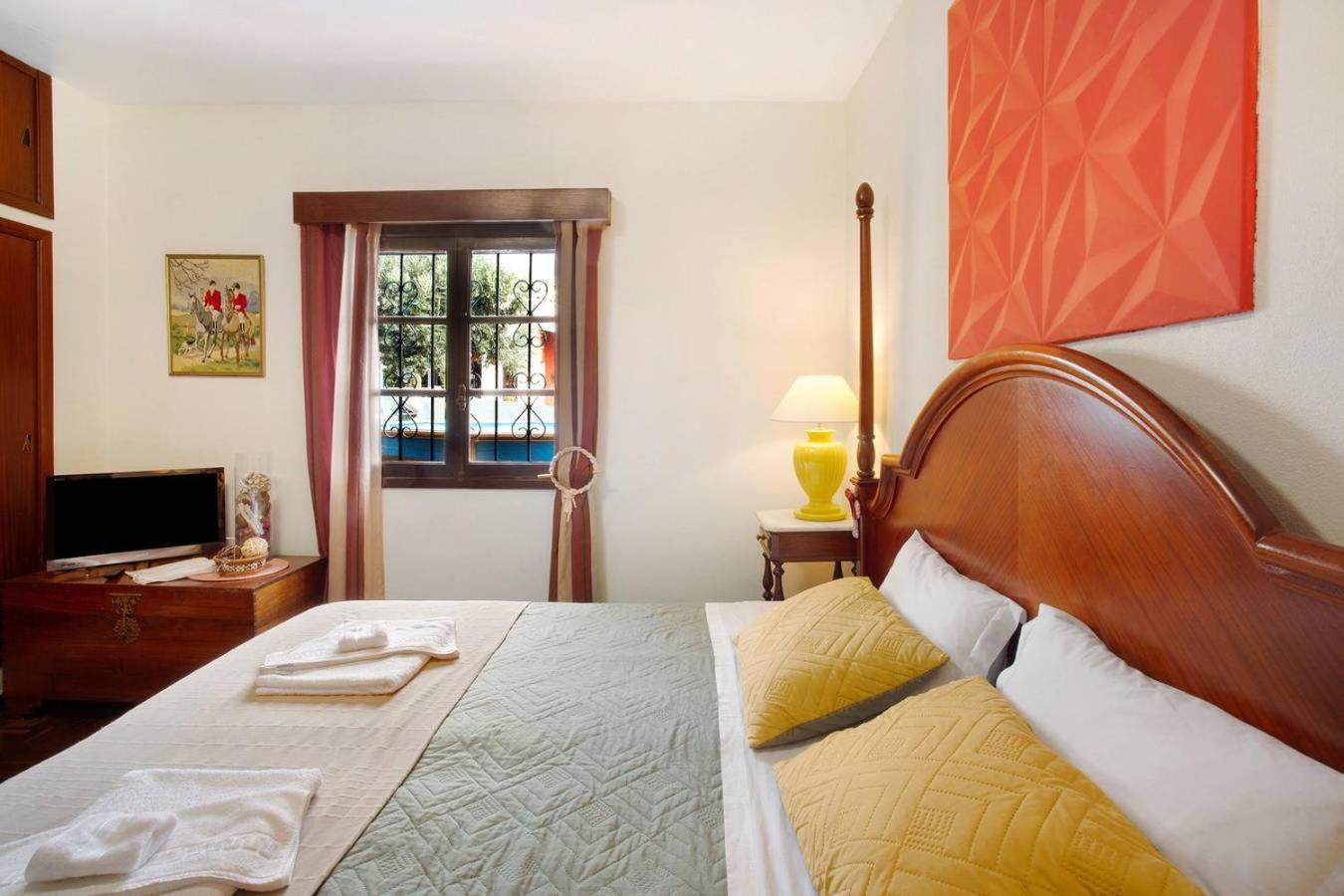 Suites Pinto Coelho Canico  Exterior photo